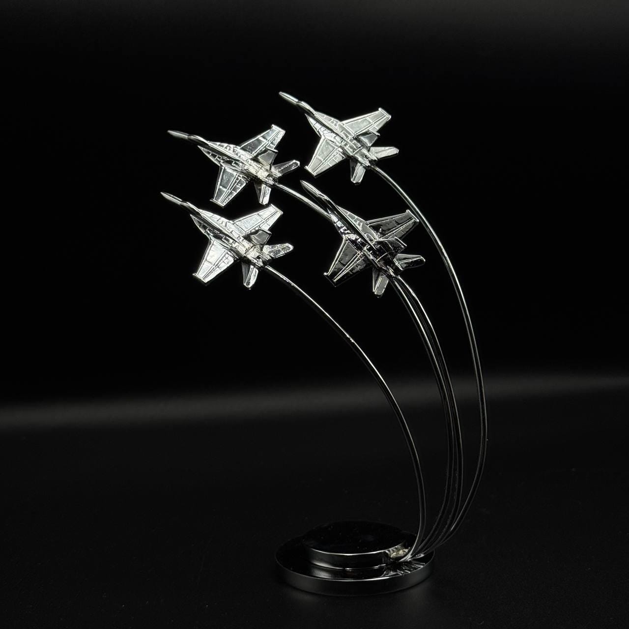 F-18 Blue Angels Diamond Formation Model: Chrome Aviation Desk Decor OSCAR BRAVO STUDIO