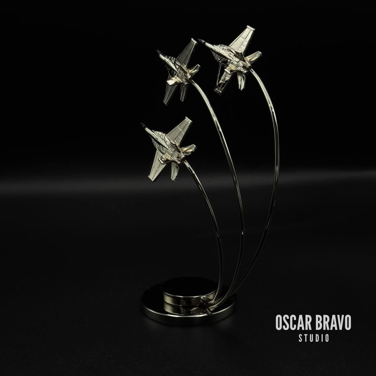 F18 Hornet Formation Model – Fighter Jet Display, Pilot Gift, Aircrew & Veteran Collectible, Aviation Desk Decor OSCAR BRAVO STUDIO