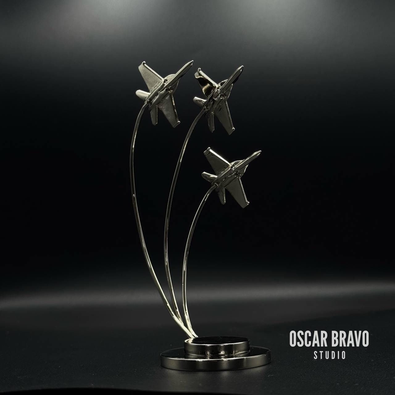 F18 Hornet Formation Model – Fighter Jet Display, Pilot Gift, Aircrew & Veteran Collectible, Aviation Desk Decor OSCAR BRAVO STUDIO