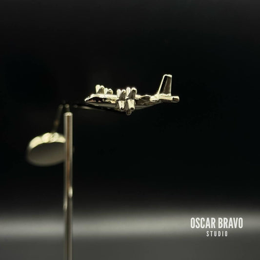 C-130 Hercules Balance Model – Military Transport Aircraft, Pilot Gift, Aircrew & Veteran Collectible, Aviation Desk Decor for Pilots & Aviation Enthusiasts OSCAR BRAVO STUDIO