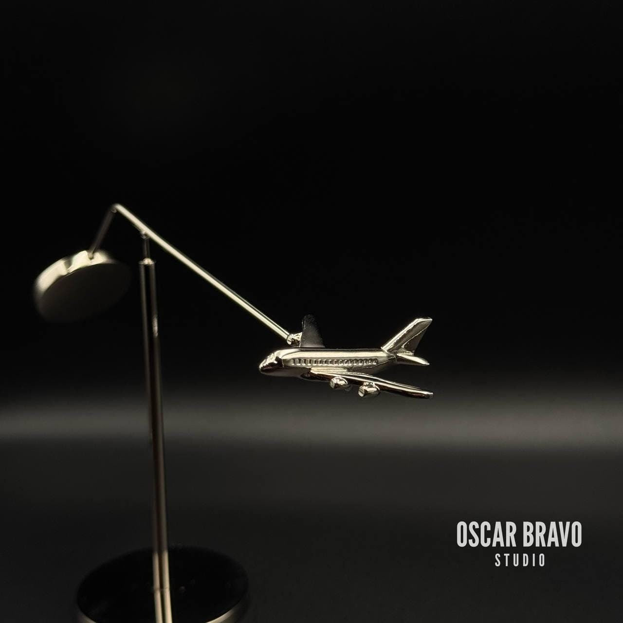 Airplane Model Desktop Balance Decoration – 4 Engine Jet Sculpture, Airbus A380 & Boeing 747 Inspired Gift OSCAR BRAVO STUDIO
