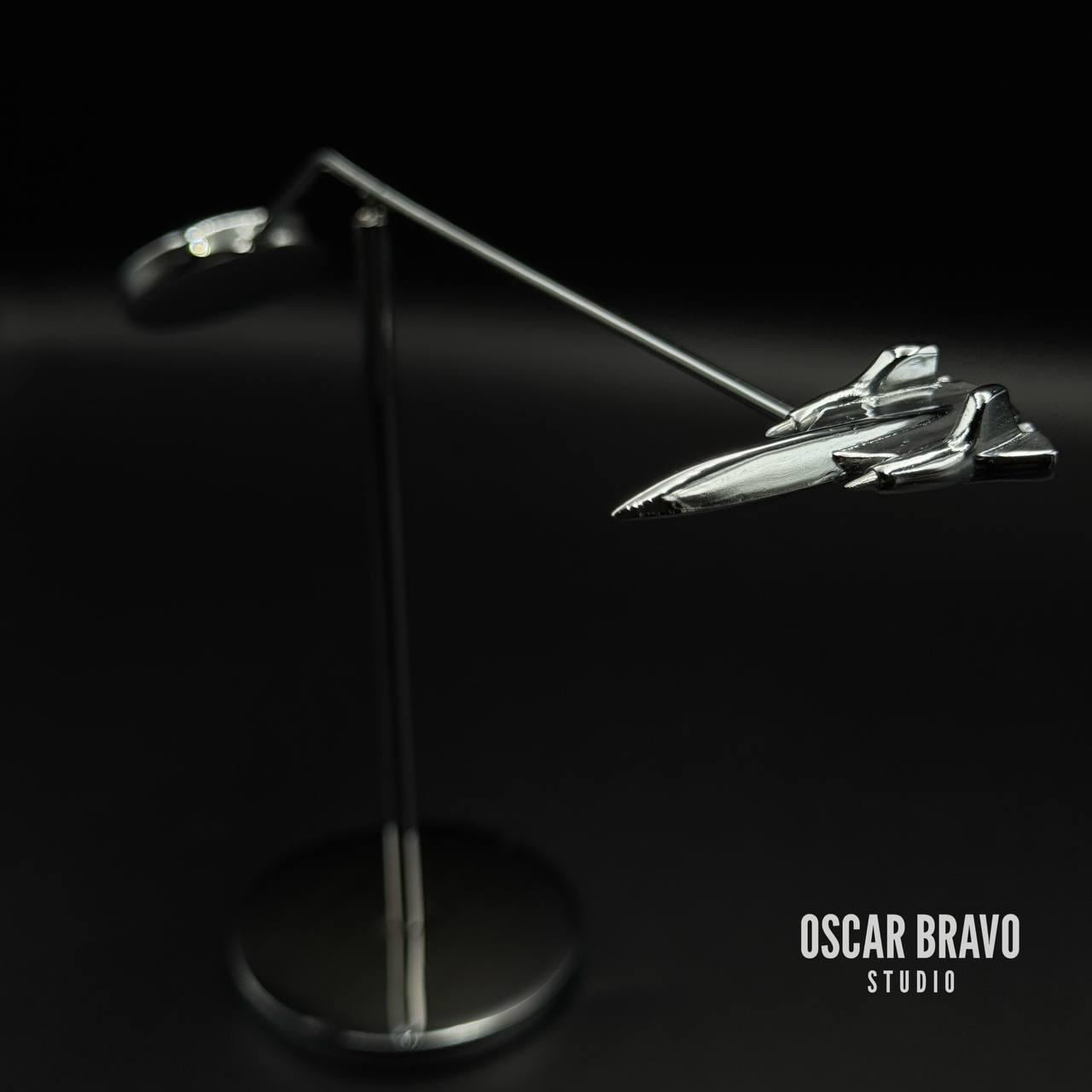 SR-71 Blackbird Balance Model: Chrome Aviation Sculpture OSCAR BRAVO STUDIO