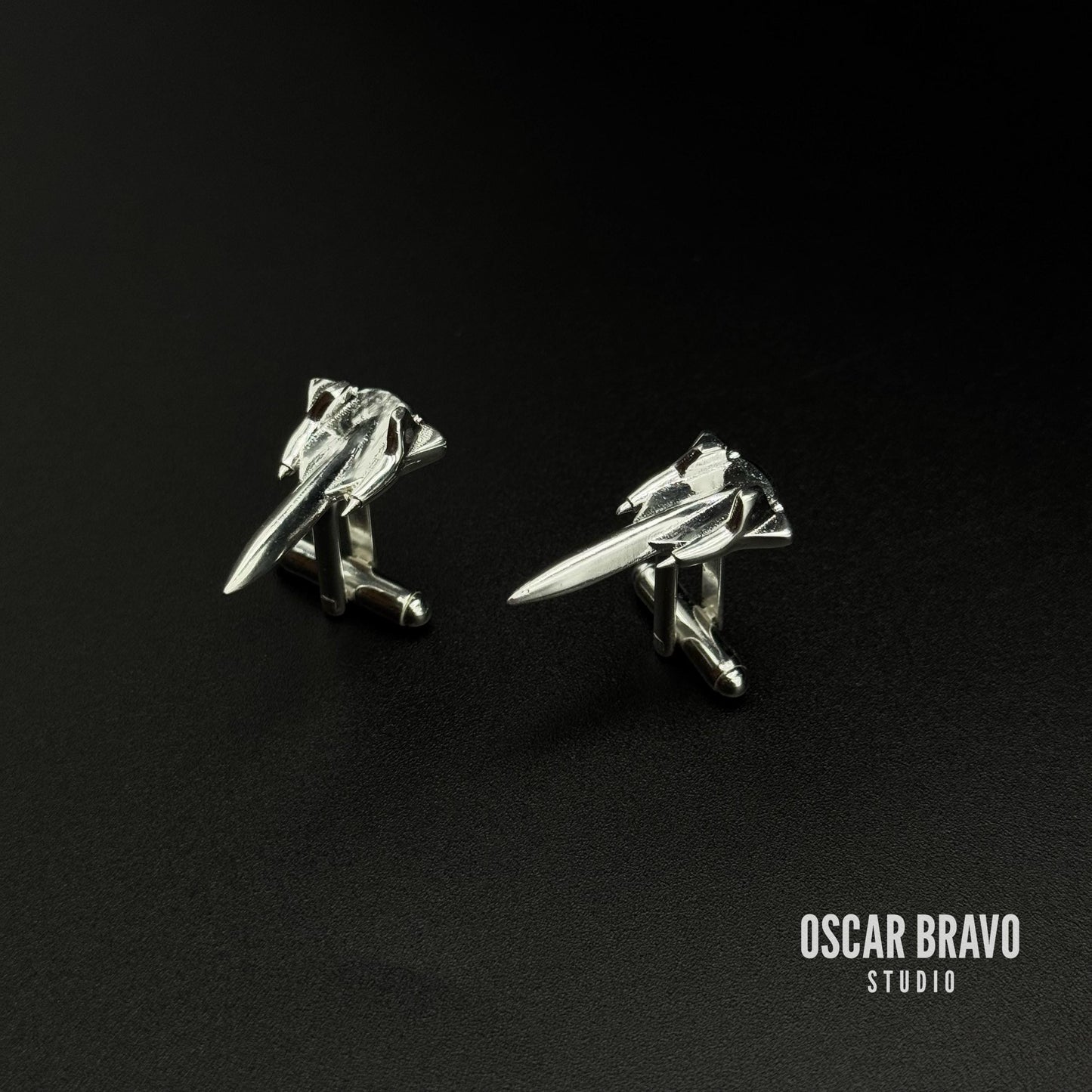 SR-71 Blackbird Cufflinks, Silver Plated Aviation Jewelry, Pilot & Air Force Gift OSCAR BRAVO STUDIO