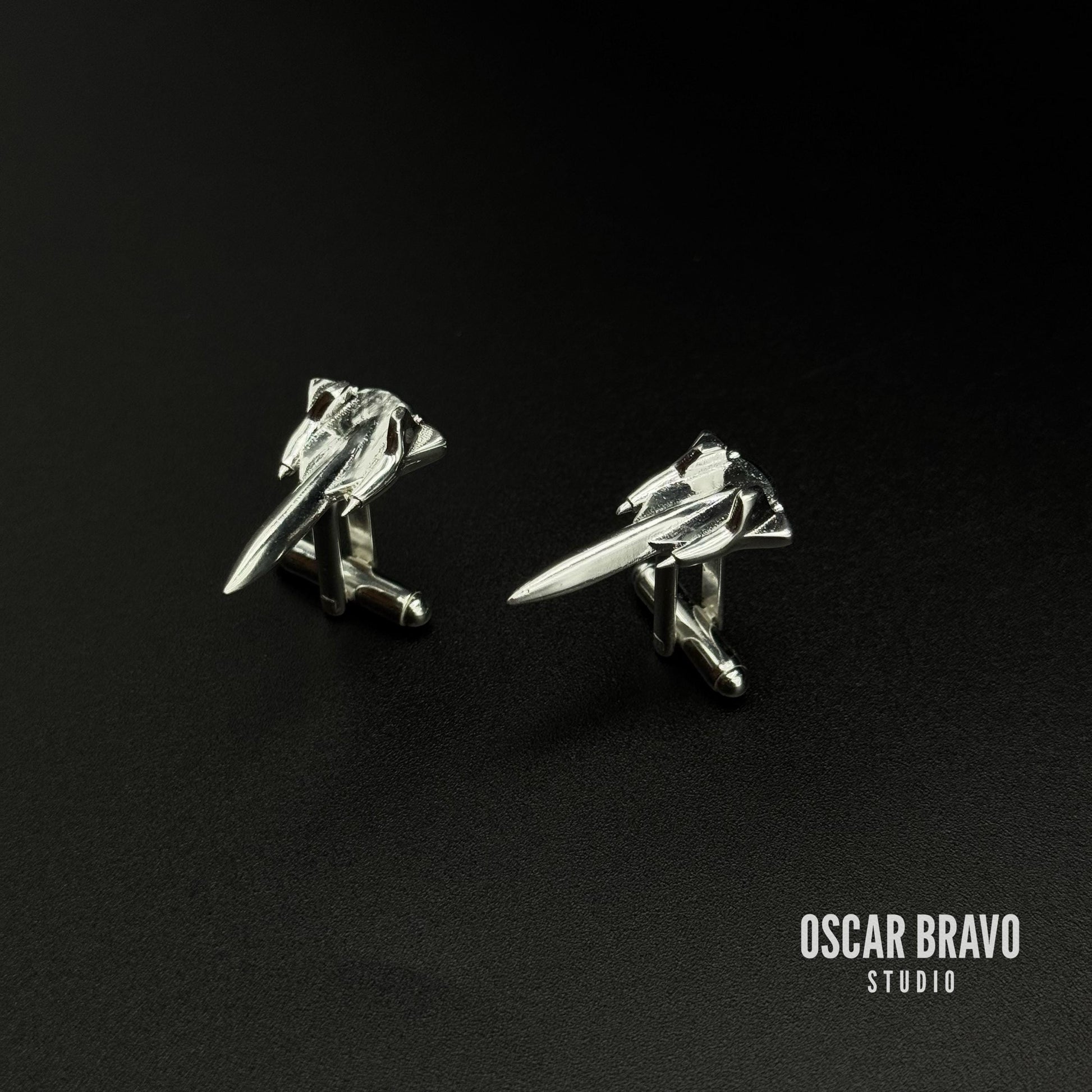 SR-71 Blackbird Cufflinks, Silver Plated Aviation Jewelry, Pilot & Air Force Gift OSCAR BRAVO STUDIO