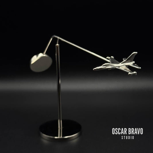 F-16 Falcon Desktop Model – F16 Jet Decor for Pilot Gifts & Displays OSCAR BRAVO STUDIO