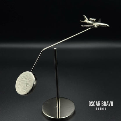 Boeing E-7 Wedgetail Balance Model: AWACS Aircraft Display OSCAR BRAVO STUDIO