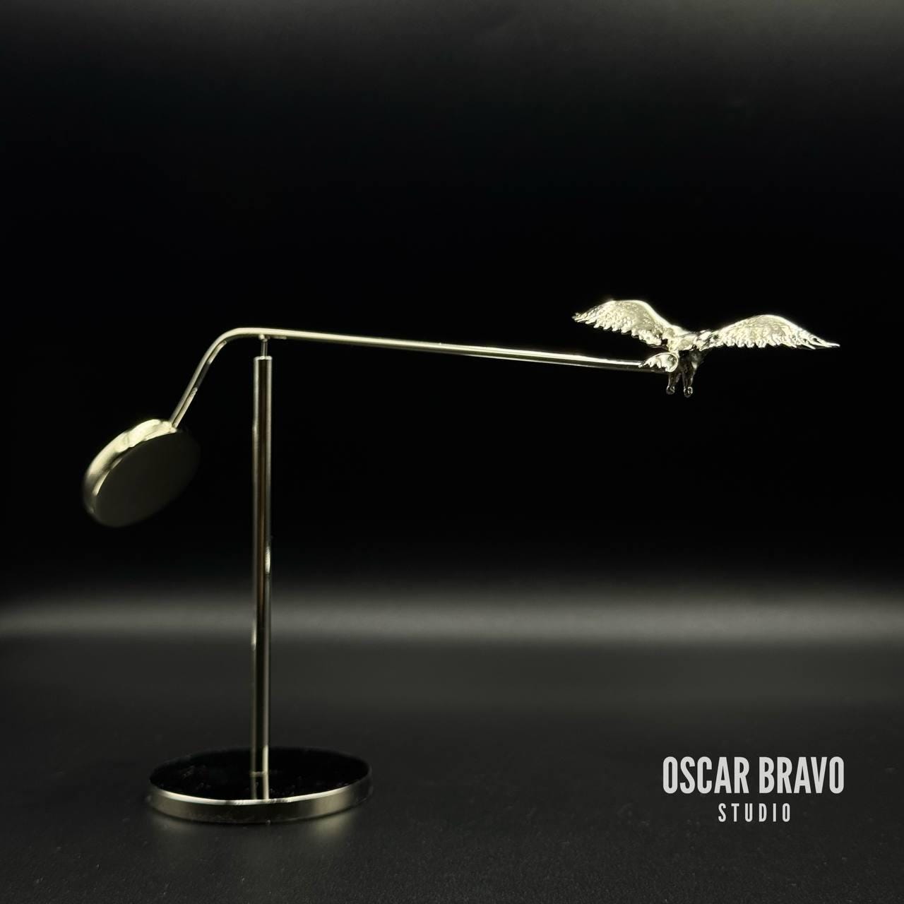 American Bald Eagle Figurine – Floating Balance Model, Veteran & Pilot Gift, Rotating Eagle Statue OSCAR BRAVO STUDIO